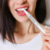 Penna sbiancante per denti Diamond Smile - Applicazione penna sbiancante per denti