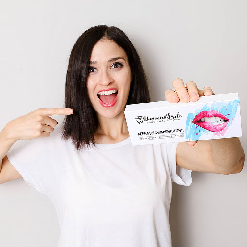 Esperienza di Diamond Smile, penna correttiva viola per lo sbiancamento dei denti - foto prima e dopo dei denti bianchi