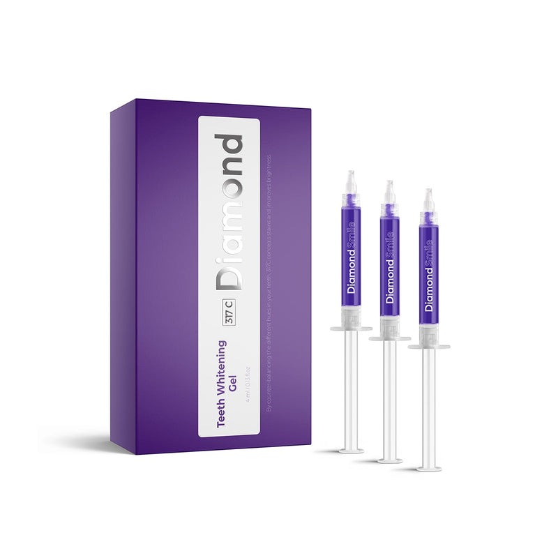 Diamond Smile gel sbiancante per denti a correzione cromatica viola su sfondo bianco